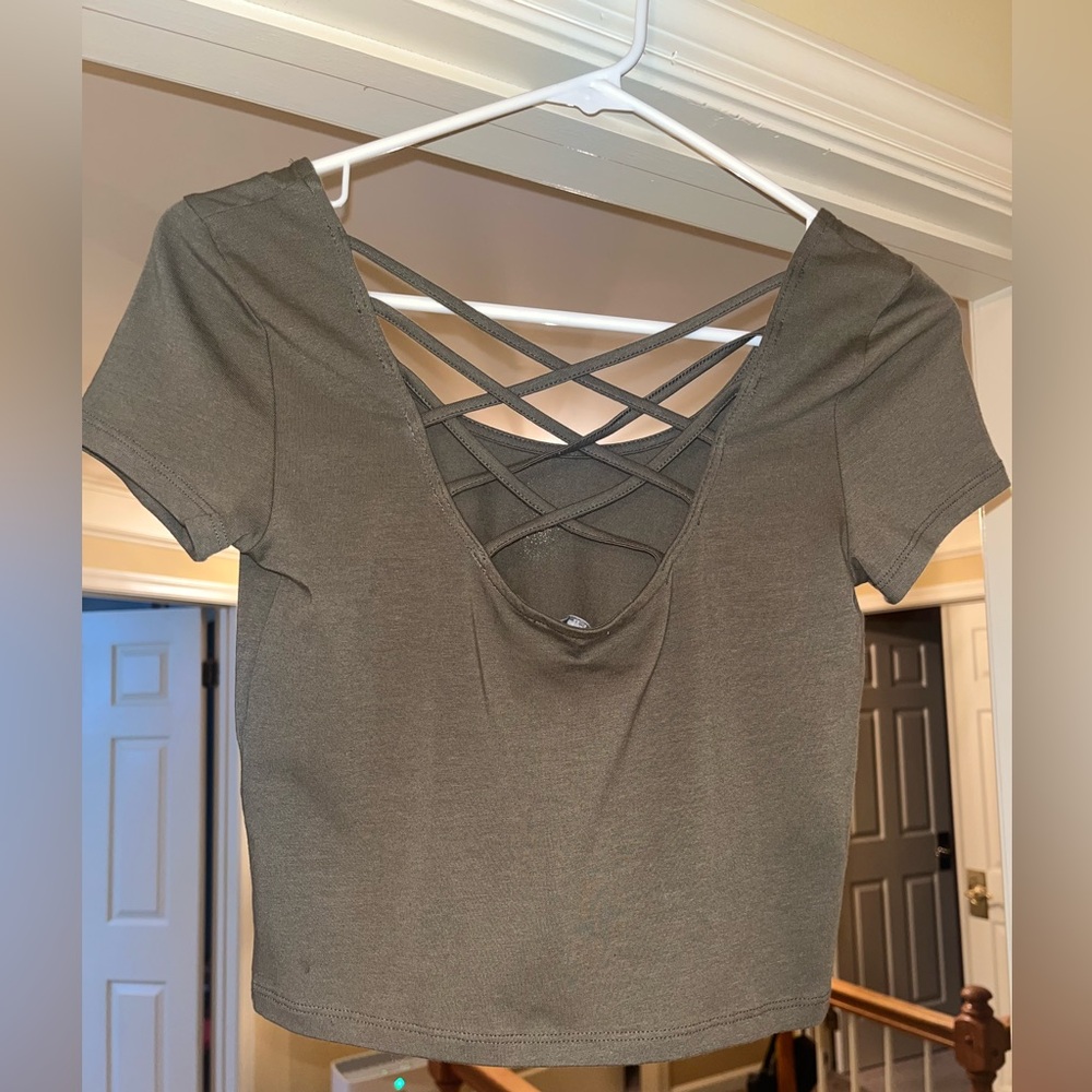*BRAND NEW/ NEVER WORN* Charlotte Russe Olive Green Crop Top w| Criss Cross Back - Picture 3 of 6